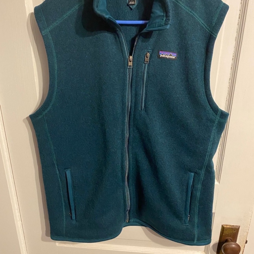 Men's Patagonia Better Sweater Vest. Size Large in Dark Borealis Green